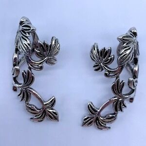 NEW pair of fashion floral ear cuffs